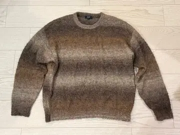 BEAMS HEART 모듬 그라데이션 크루넥 니트