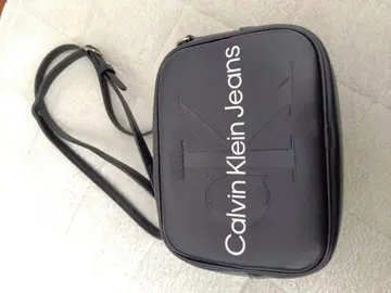 캘빈클라인 진스 숄더백