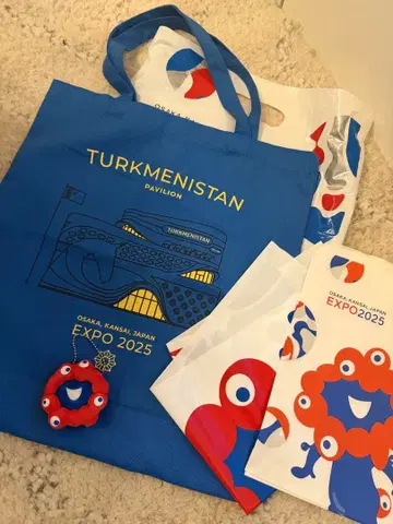 투르크메니스탄 토트백 만국박람회 파빌리온