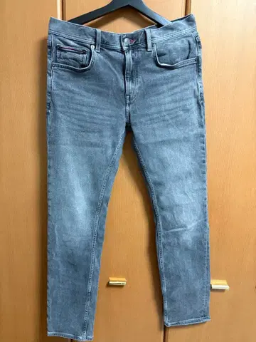 TOMMY HILFIGER 스트레이트 데님 (32 x 32)