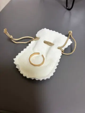 악마 고양이 전시회 혜택 반지