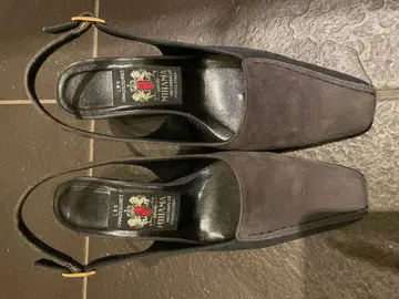 MIHAMA 스웨이드 슬링백 펌프스 그레이