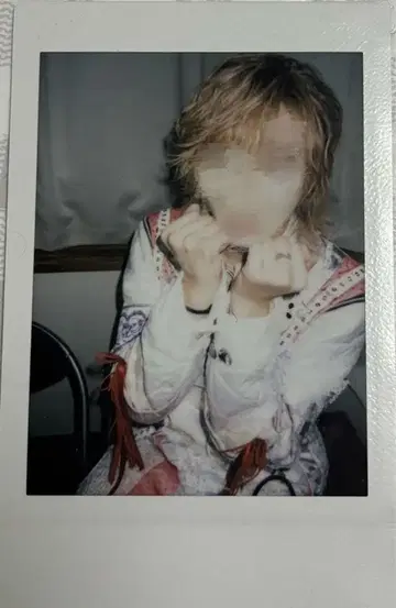 러브시크 유손 폴라로이드 익명 배송 즉시 구매 OK