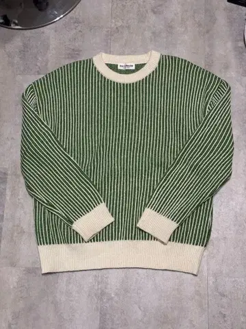 스트라이프 니트 스웨터 L 사이즈