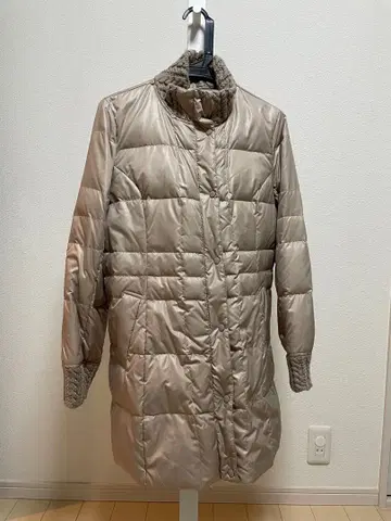 맘 코트 베이지 퀼팅 다운 자켓 롱 기장