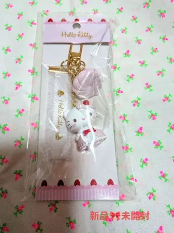 산리오 딸기 휘핑 케이크 키링 헬로키티