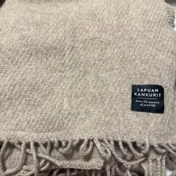 [ 새상품급 ] LAPUAN KANKURIT 베이지 머플러