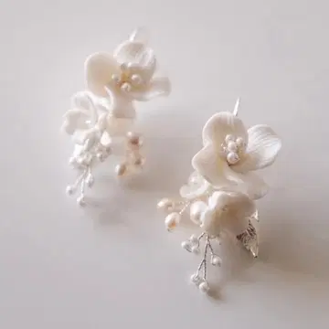 결혼식 신부 웨딩 액세서리