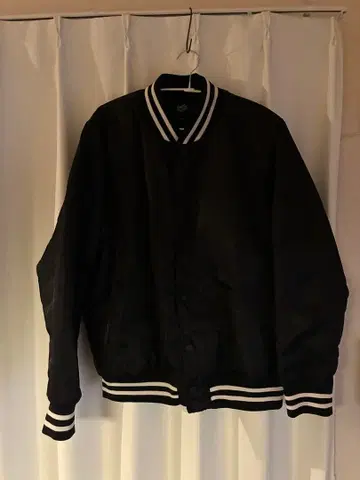 DEUS 바시티 자켓 새상품급 XXL