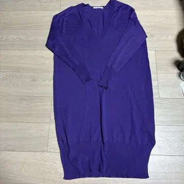 어반 리서치, KBF, 롱 니트 원피스, V넥, 루즈핏 실루엣