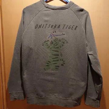 오니츠카타이거 맨투맨 L 사이즈 WASHED SWEAT TOP