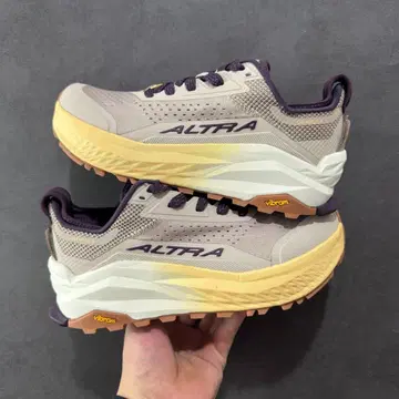 ALTRA 알트라 올림푸스 6 베이지/퍼플