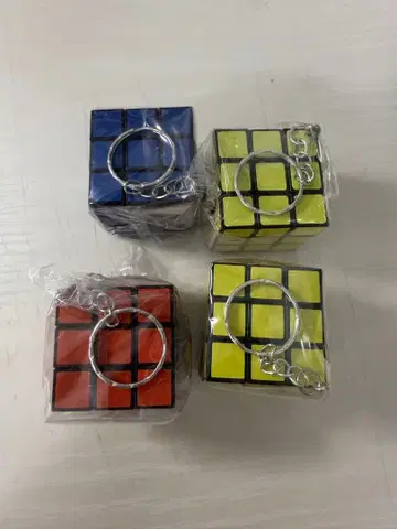 안미카 감수 [ 화이트는 200색이 있어 ] 4점 세트