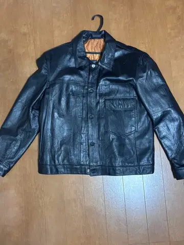 퍼스트형 가죽 자켓 야마다 렌