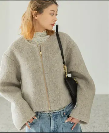 [ U by SPICK&SPAN ] 숏 샤기 코트