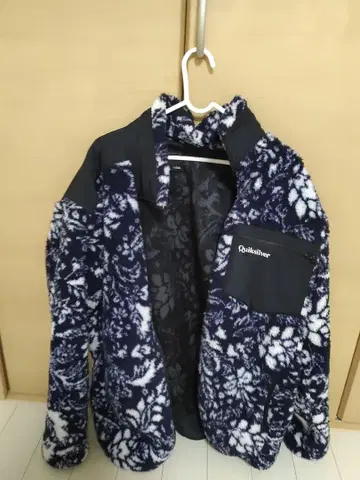 Quiksilver 플리스 자켓 네이비/화이트