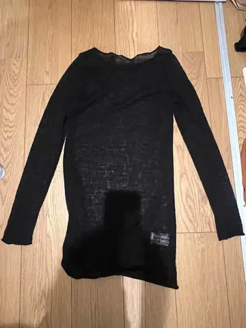 OHOTRO 블랙 긴팔 니트