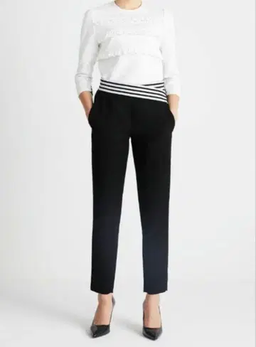 BORDERS at BALCONY 테이퍼드 팬츠 black 38