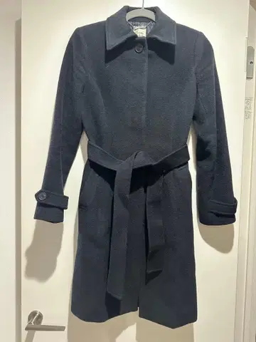 프라이빗 라벨 블랙 벨트 부착 롱 코트