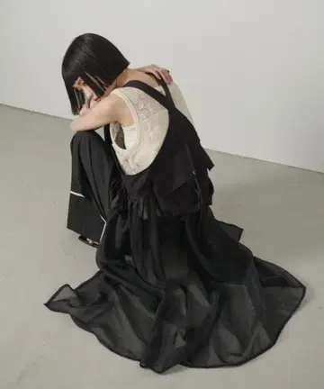 AIC. 아이시 택티컬 베스트 오간자 점프 스커트 블랙