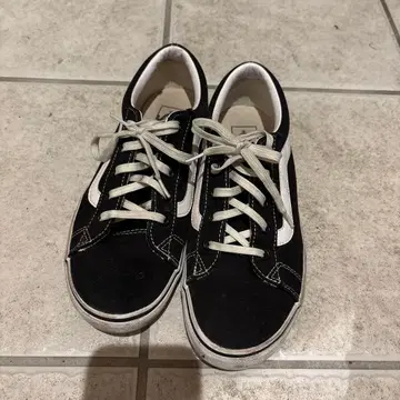 Vans 블랙/화이트 스니커즈