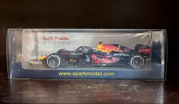 Red Bull RB16b 1/43 세르지오 페레즈