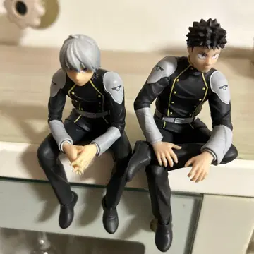 애니메이션 캐릭터 피규어 2체 세트