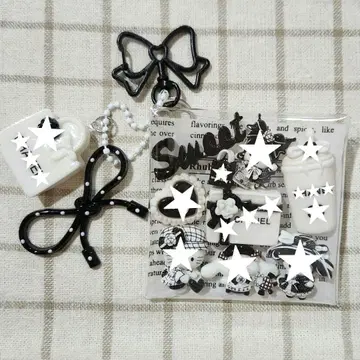 가챠 파우치 화이트 x 블랙 계열