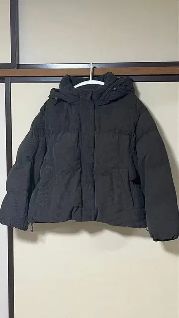 GU 코듀로이 히트 패디드 블루종