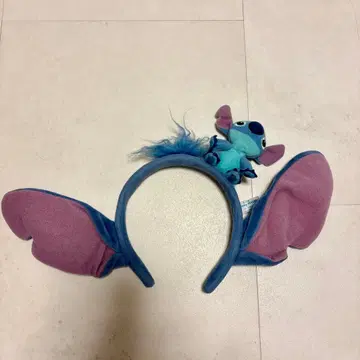 스티치 귀 달린 머리띠
