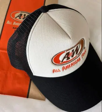 오키나와 구매 [ 블랙 ] A&W 메쉬 로고 캡 택 포함 새상품
