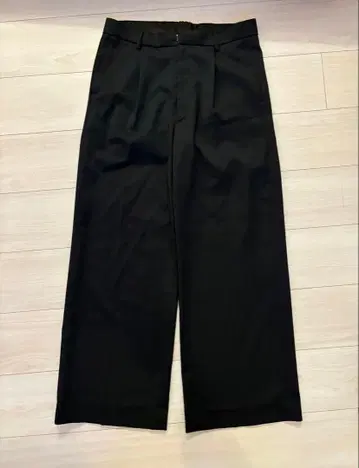 lui's 블랙 와이드 슬랙스 새상품급