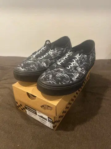 VANS TRADMAN'S Authentic 27cm