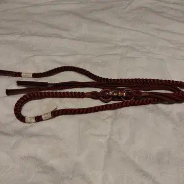 미사용 새상품 빨간색 허리띠 금속 부품 포함