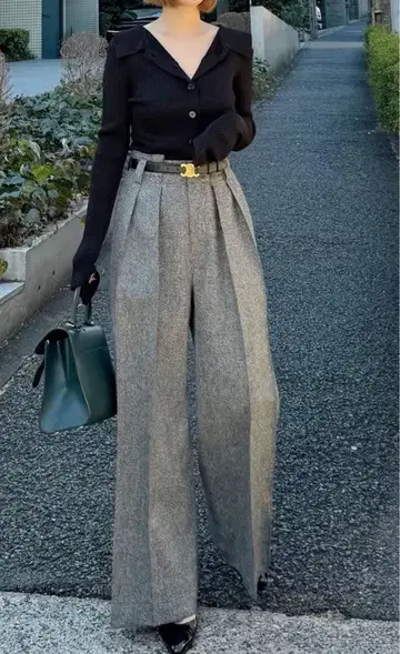 완판 택 포함 새상품! [ 시뉴cygne ] 트위드 턱 와이드 팬츠 1