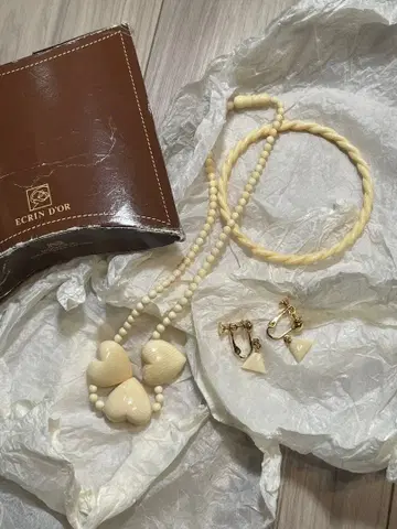 ECRIN D'OR 아이보리 액세서리 3점 세트 빈티지품