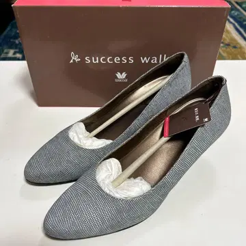 [ 새상품 ] Wacoal 그레이 펌프스