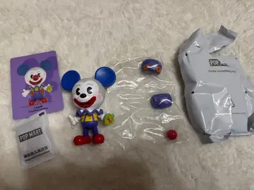 POPMART DisneyMickeyMeetsPixar Chuckles