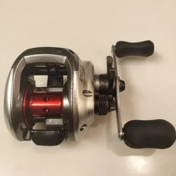 시마노 SHIMANO 11 스콜피온 DC 베이트릴 릴 오른쪽