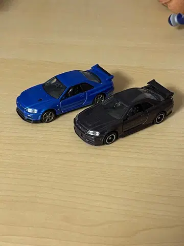 토미카 GT-R R34 2대 세트