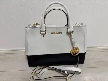 MICHAEL KORS 바이컬러 토트백 블랙 화이트