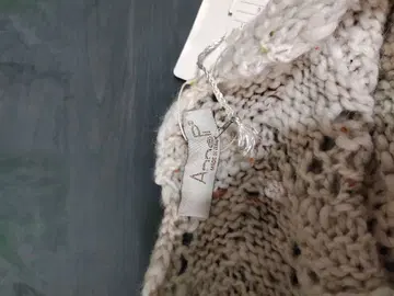 Annel 아이보리 계열 니트 스톨