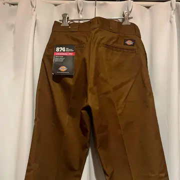 Dickies 874 오리지널 핏 브라운