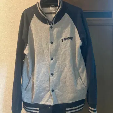 THRASHAER 맨투맨 바시티 자켓