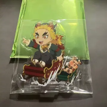 귀멸의 칼날 크리스마스 아크릴 스탠드 렌고쿠 쿄쥬로