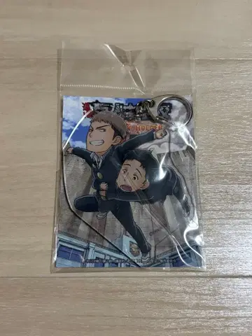 진격의 거인 거인중학교 아크릴 키링