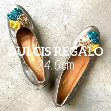 새상품 DULCIS REGALO 실버 플랫슈즈