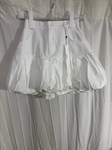 Heather 화이트 벌룬 스커트 S 사이즈 택 포함 새상품