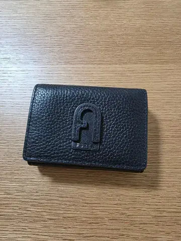 FURLA 더프니 지갑