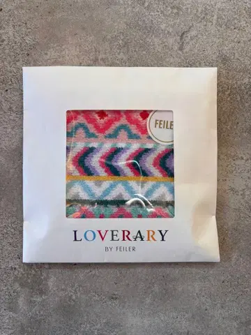 [미개봉 새상품 랩핑 완료] 러브러리 바이 페이 손수건